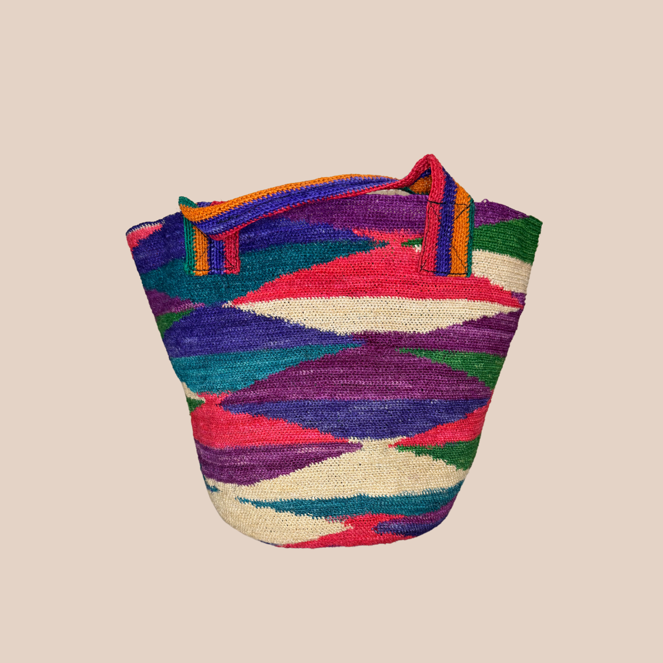 Image du sac IKAL de Maison Badigo, sac en fibres de cactus multicolore unique et tendance