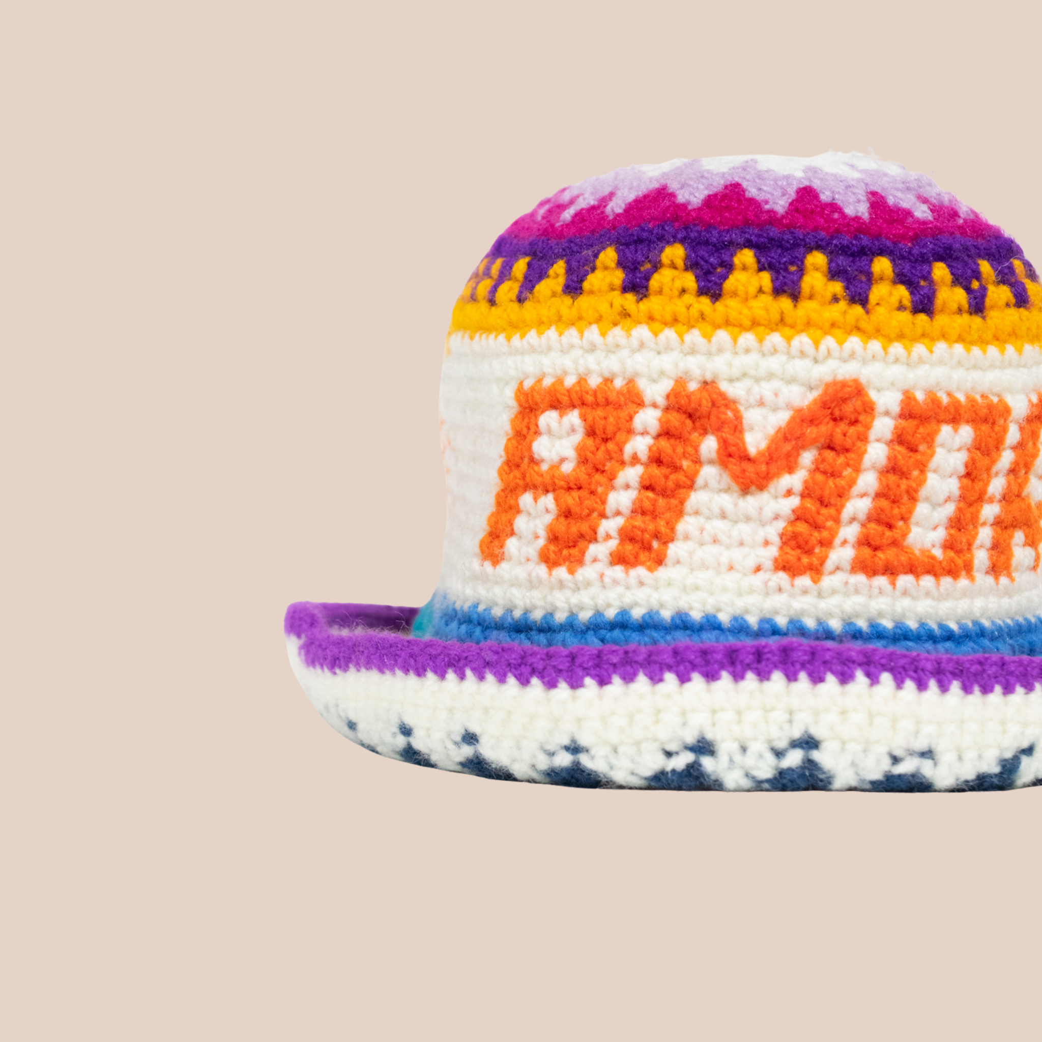 Bucket hat Amor Y vida