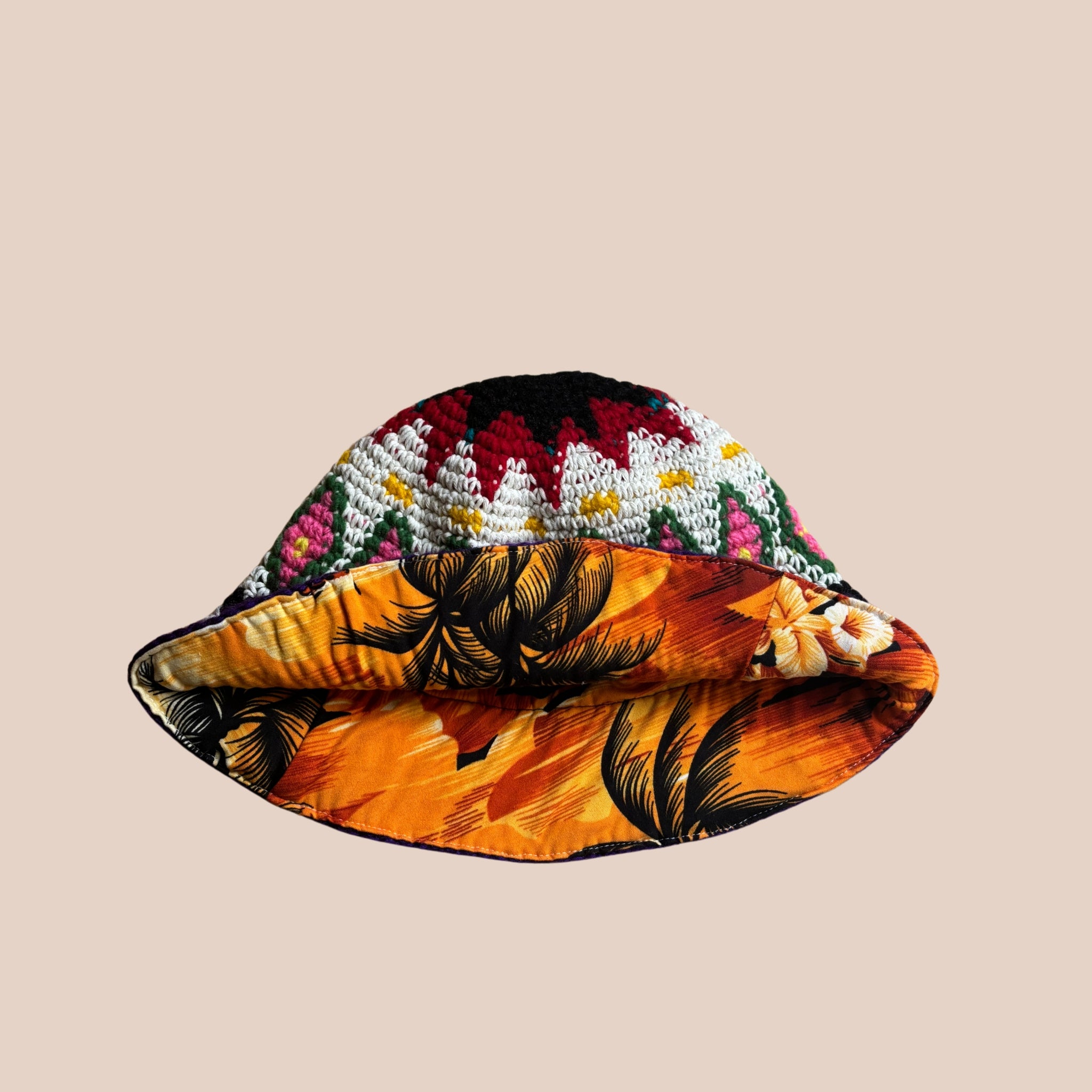BUCKET HAT EN LAINE