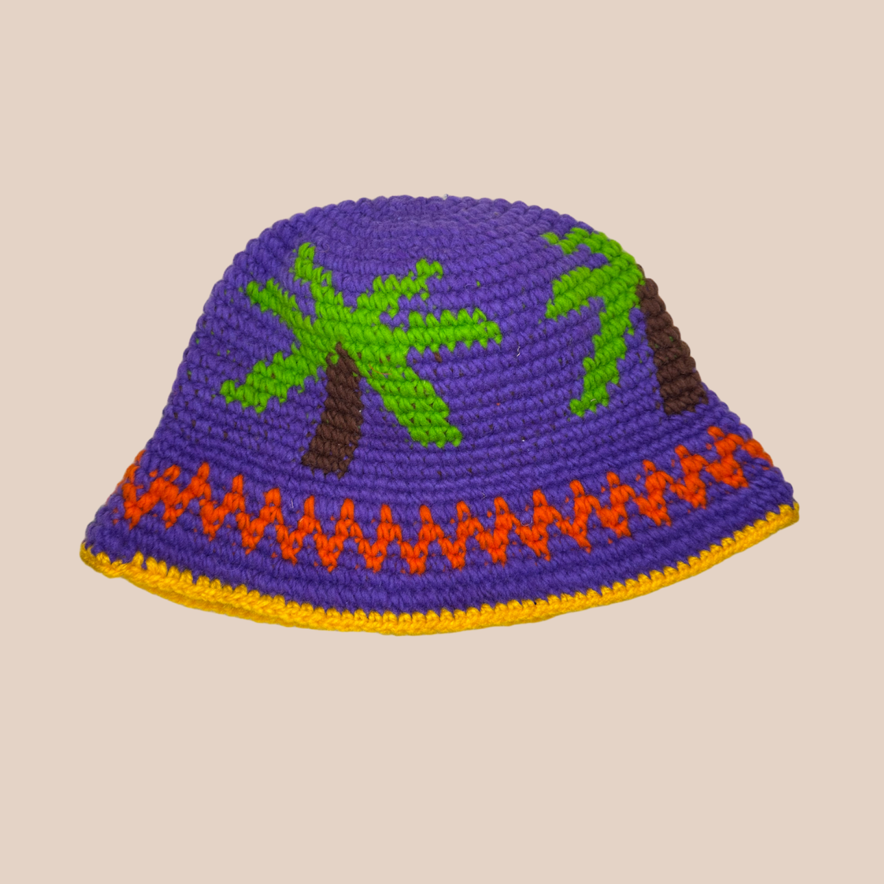 Image du bucket hat palmiers de Maison Badigo, bucket hat (bob) violet unique et tendance