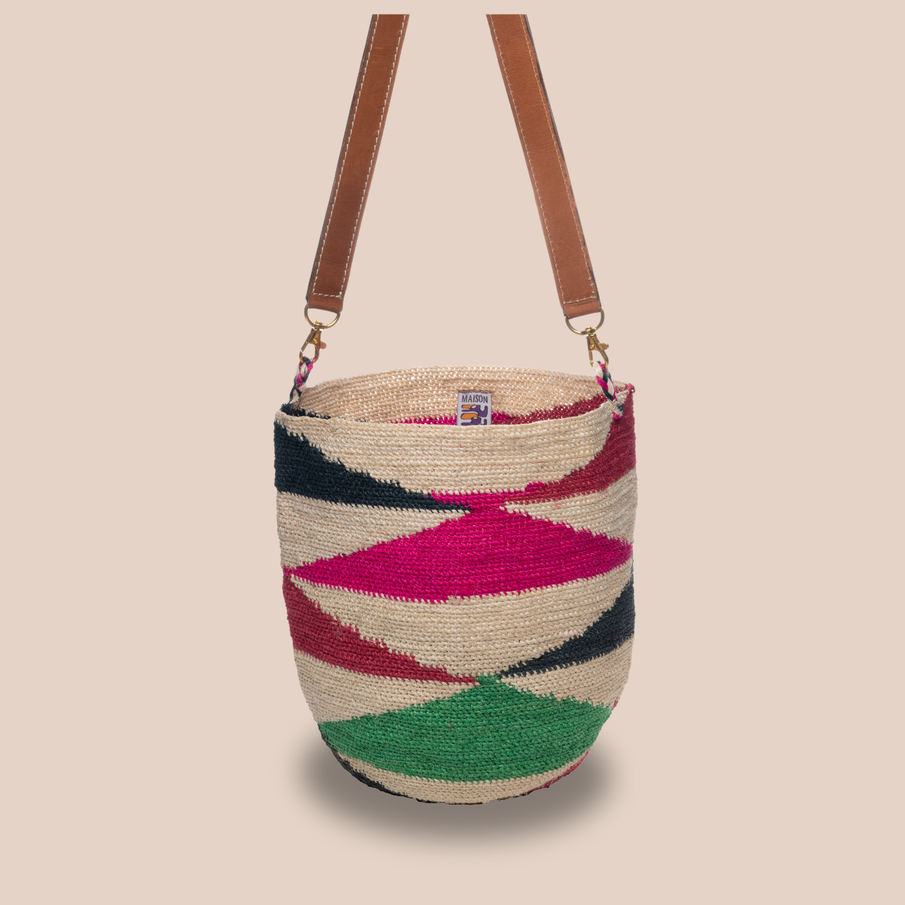 Image du sac Reina de Maison Badigo,sac en fibres de cactus multicolore unique et tendance